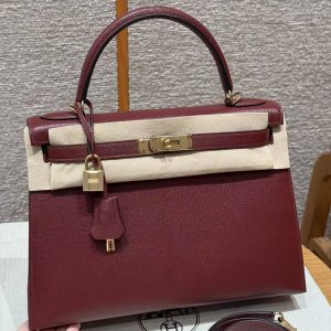 Hermes Kelly 32 Bag Handmade In Chèvre Calfskin Leather Gold Hardware 55 Rouge H