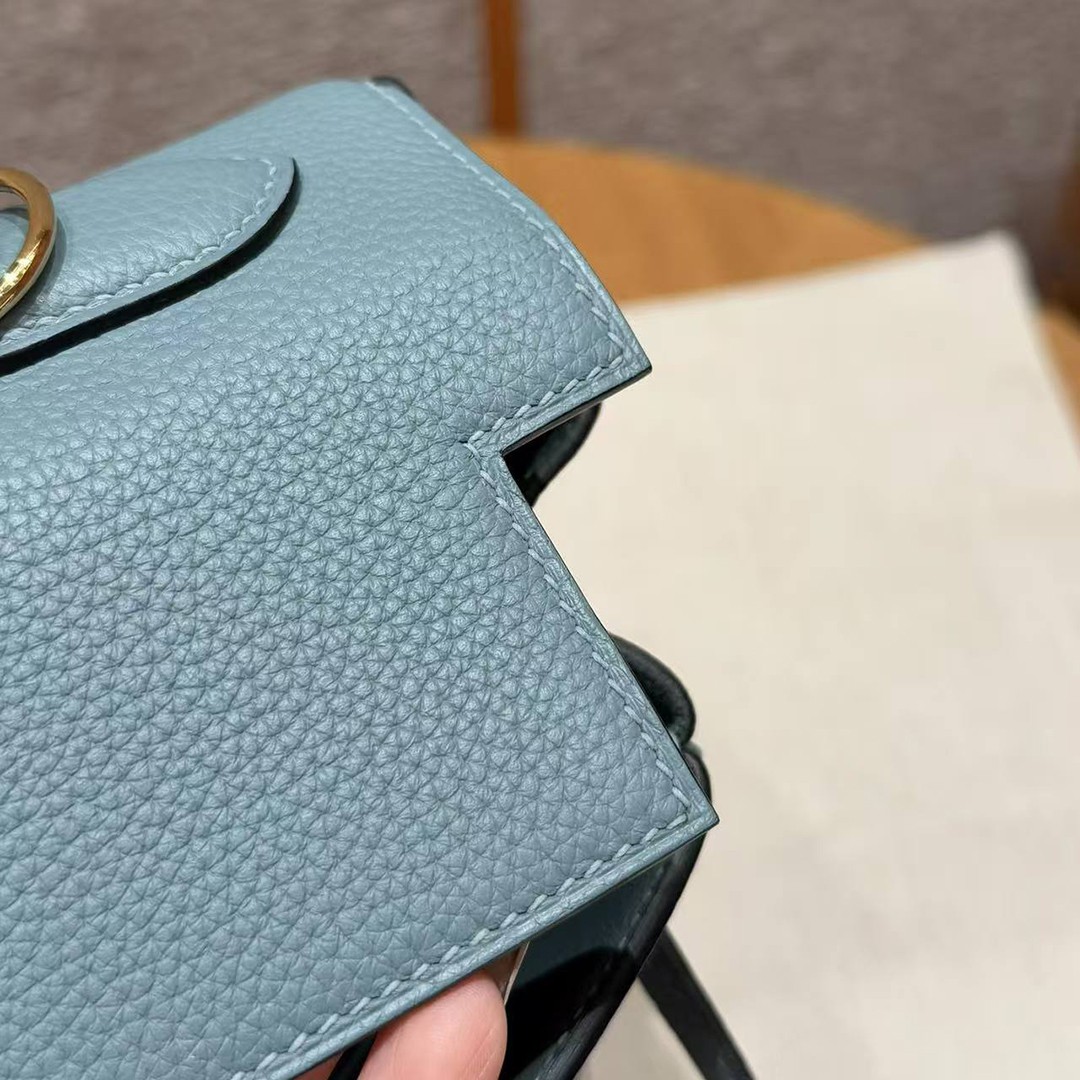 Hermes Kelly 32 Bag Handmade In Togo Calfskin Leather Gold Hardware 7G Ciel - Image 7