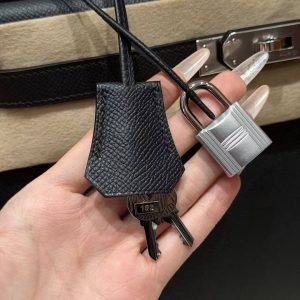 Hermes Kelly 32 Bag Handmade In Epsom Calfskin Leather Silver Hardware 89 Noir - Image 6