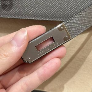 Hermes Kelly 32 Bag Handmade In Epsom Calfskin Leather Silver Hardware 8F Etain - Image 19