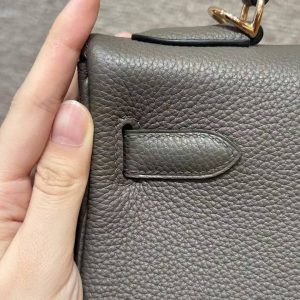 Hermes Kelly 32 Bag Handmade In Togo Calfskin Leather Rose Gold Hardware 8F Etain - Image 10