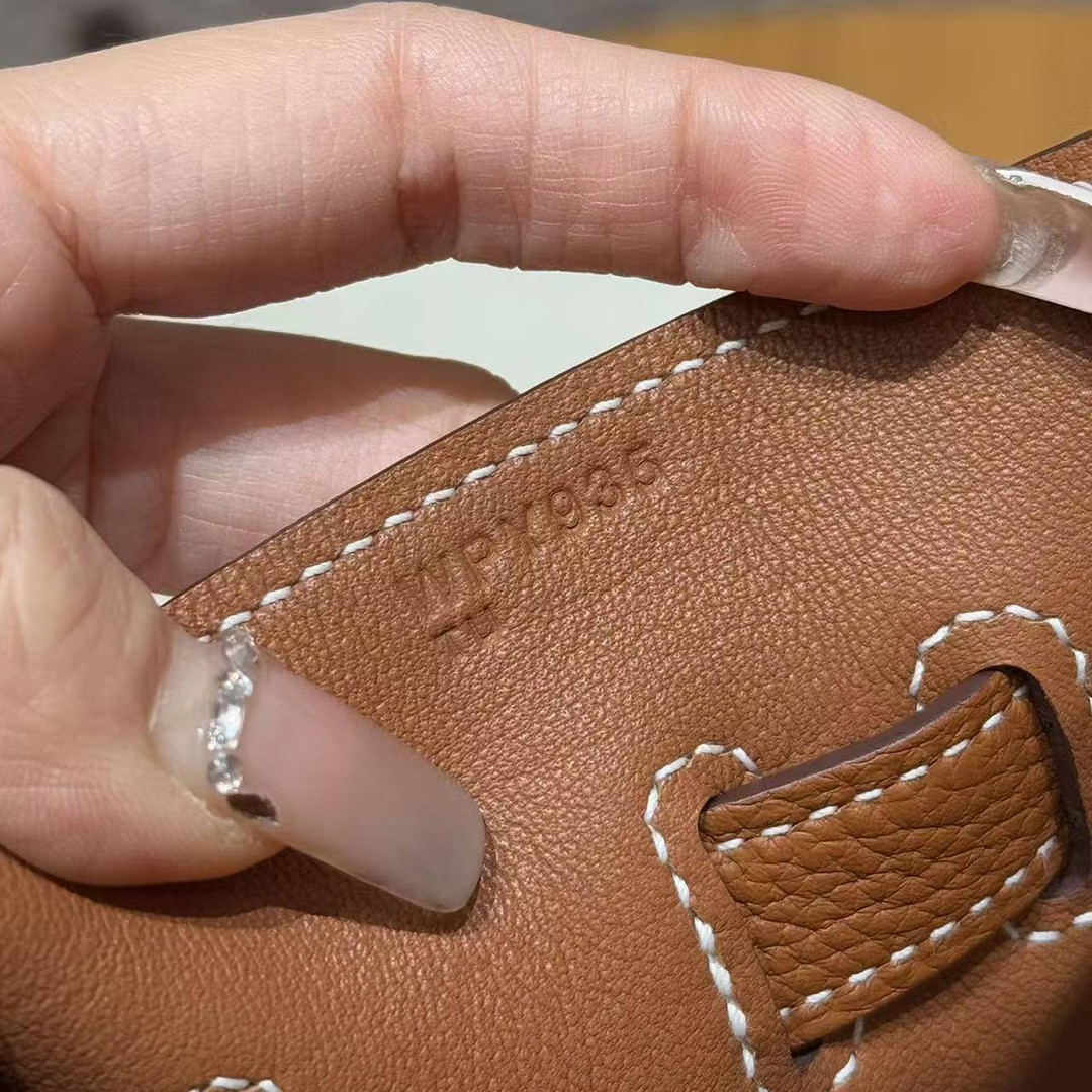 Hermes Kelly 35 Bag Handmade In Togo Calfskin Leather Gold Hardware 37 Gold - Image 10