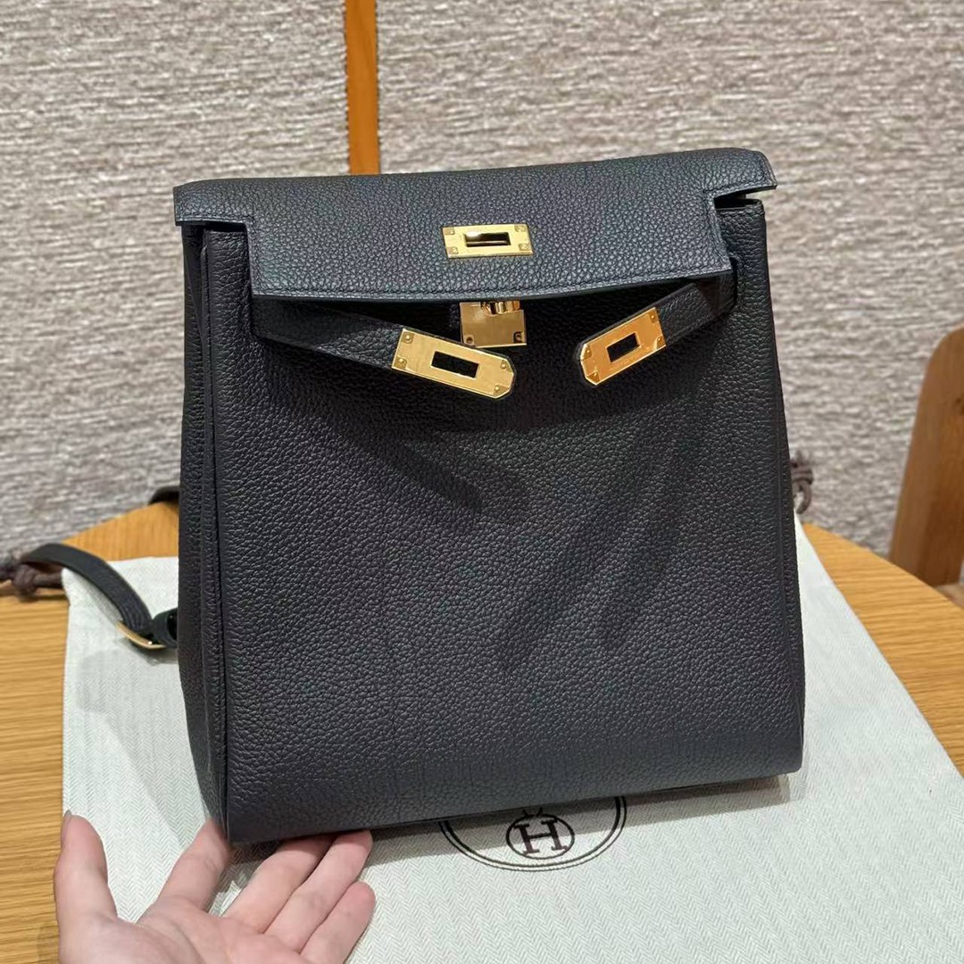 Hermes Kelly Ado Backpack Handmade In Togo Calfskin Leather Gold Hardware 89 Noir - Image 7
