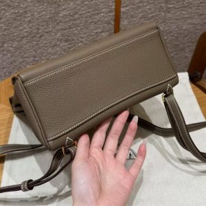 Hermes Kelly Ado Backpack Handmade In Togo Calfskin Leather Gold Hardware ck18 Etoupe - Image 14