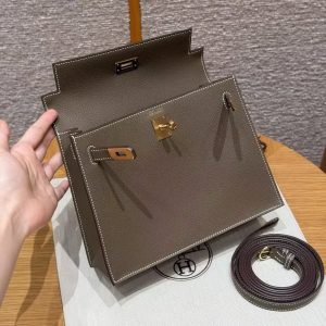 Hermes Kelly Danse 22 Bag Handmade In Evercolor Calfskin Leather Gold Hardware 18 Etoupe - Image 12