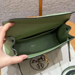 Hermes Kelly Danse 22 Bag Handmade In Evercolor Calfskin Leather Gold Hardware 3i Vert Criquent - Image 17