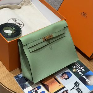 Hermes Kelly Danse 22 Bag Handmade In Evercolor Calfskin Leather Gold Hardware 3i Vert Criquent - Image 4
