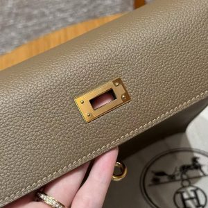 Hermes Kelly Danse 22 Bag Handmade In Evercolor Calfskin Leather Gold Hardware D0 Beige de Weimar - Image 18