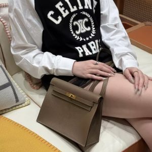Hermes Kelly Danse 22 Bag Handmade In Evercolor Calfskin Leather Gold Hardware D0 Beige de Weimar - Image 3