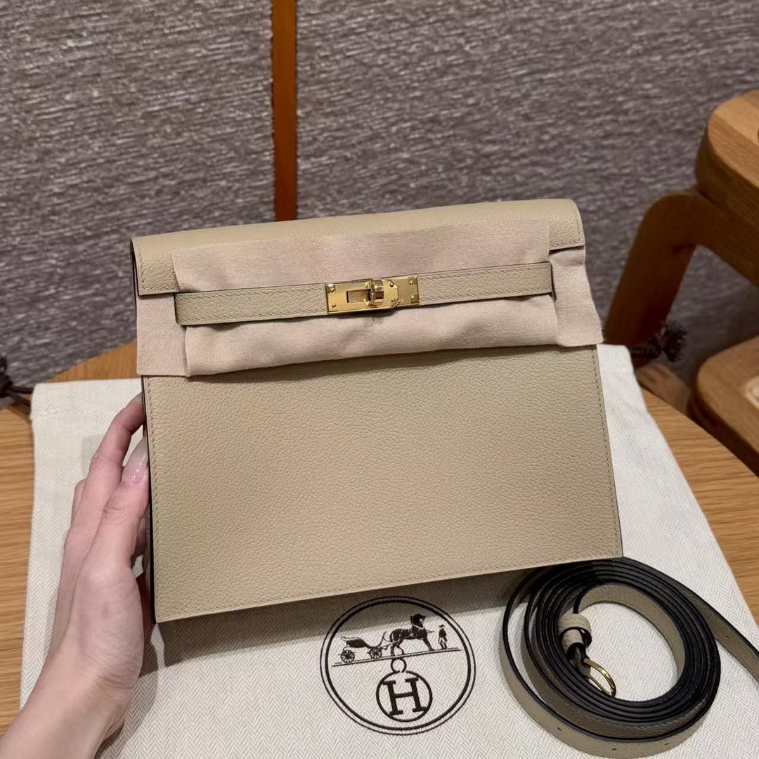 Hermes Kelly Danse 22 Bag Handmade In Evercolor Calfskin Leather Gold Hardware S2 Trench