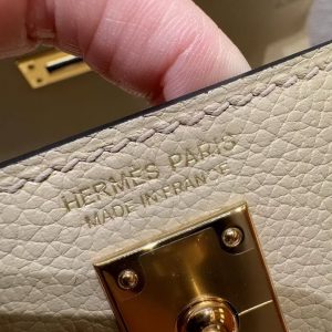Hermes Kelly Danse 22 Bag Handmade In Evercolor Calfskin Leather Gold Hardware S2 Trench - Image 17