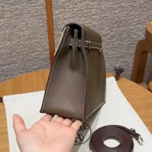 Hermes Kelly Danse 22 Bag Handmade In Evercolor Calfskin Leather Silver Hardware 18 Etoupe - Image 19