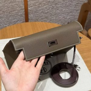 Hermes Kelly Danse 22 Bag Handmade In Evercolor Calfskin Leather Silver Hardware 18 Etoupe - Image 17
