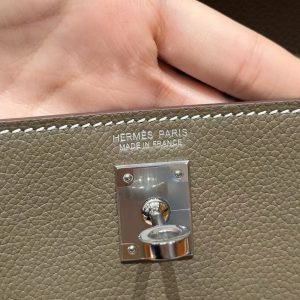 Hermes Kelly Danse 22 Bag Handmade In Evercolor Calfskin Leather Silver Hardware 18 Etoupe - Image 16