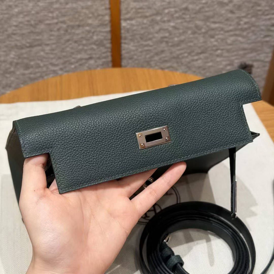 Hermes Kelly Danse 22 Bag Handmade In Evercolor Calfskin Leather Silver Hardware 60 Vert Cypres - Image 12