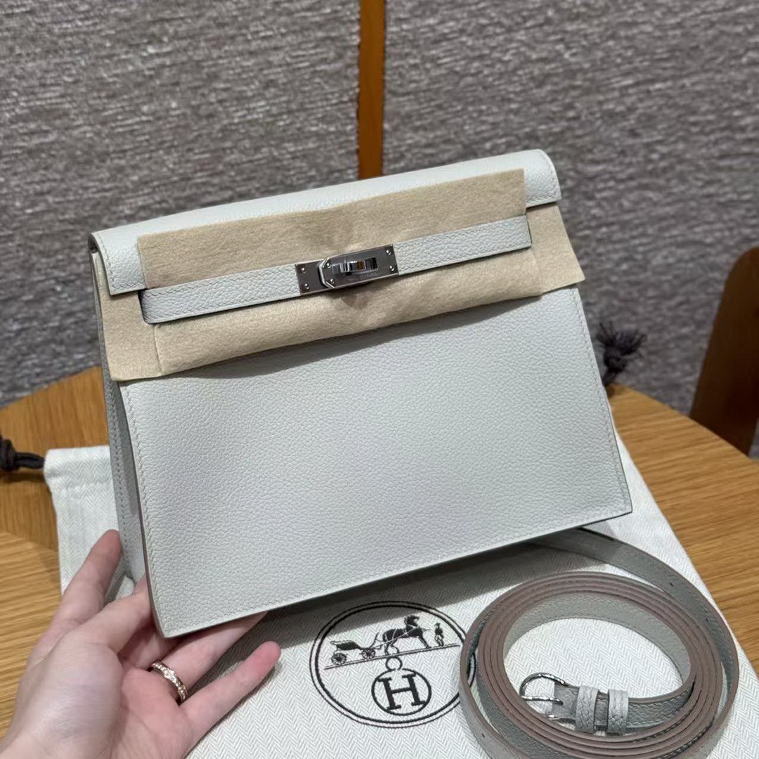 Hermes Kelly Danse 22 Bag Handmade In Evercolor Calfskin Leather Silver Hardware 80 Pearl Gray