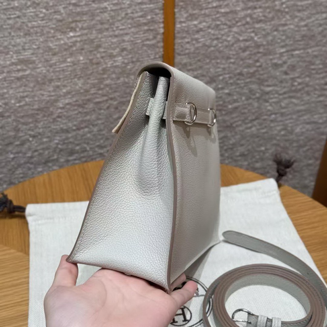 Hermes Kelly Danse 22 Bag Handmade In Evercolor Calfskin Leather Silver Hardware 80 Pearl Gray - Image 24