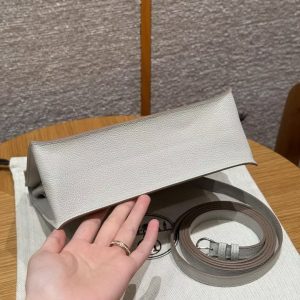 Hermes Kelly Danse 22 Bag Handmade In Evercolor Calfskin Leather Silver Hardware 80 Pearl Gray - Image 23
