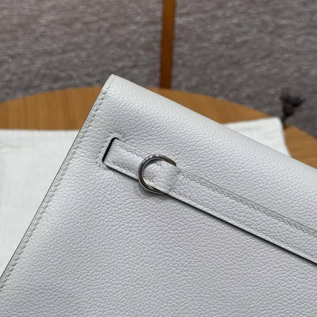 Hermes Kelly Danse 22 Bag Handmade In Evercolor Calfskin Leather Silver Hardware 80 Pearl Gray - Image 16