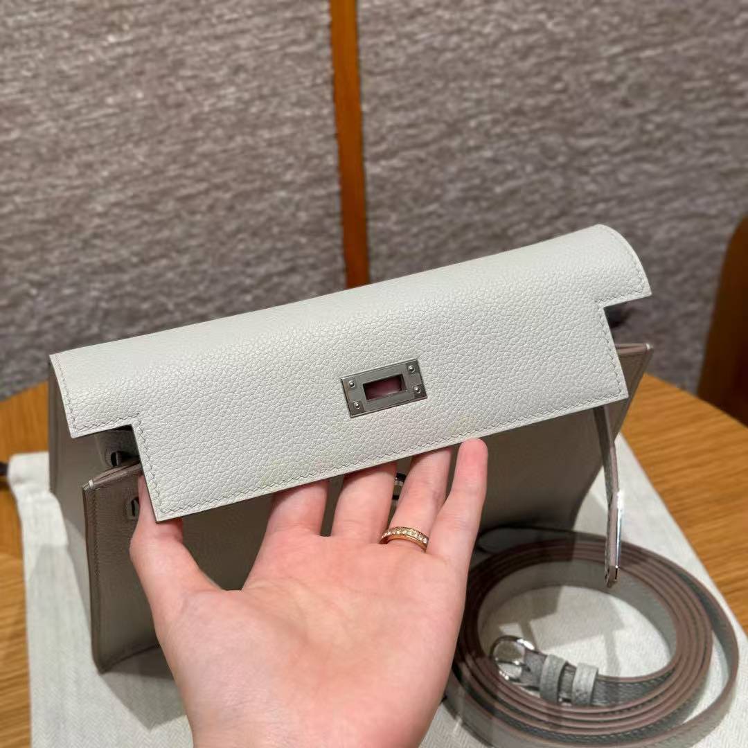 Hermes Kelly Danse 22 Bag Handmade In Evercolor Calfskin Leather Silver Hardware 80 Pearl Gray - Image 11