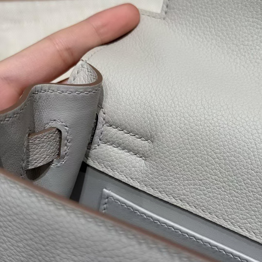 Hermes Kelly Danse 22 Bag Handmade In Evercolor Calfskin Leather Silver Hardware 80 Pearl Gray - Image 7