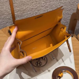 Hermes Kelly Danse 22 Bag Handmade In Evercolor Calfskin Leather Silver Hardware 9V Janne D’Or - Image 11