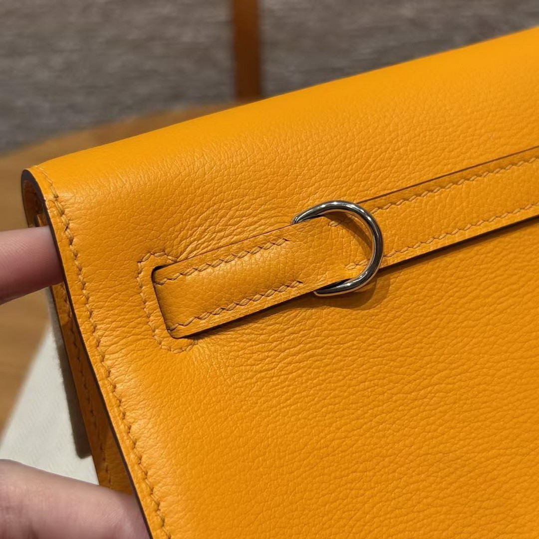 Hermes Kelly Danse 22 Bag Handmade In Evercolor Calfskin Leather Silver Hardware 9V Janne D’Or - Image 8