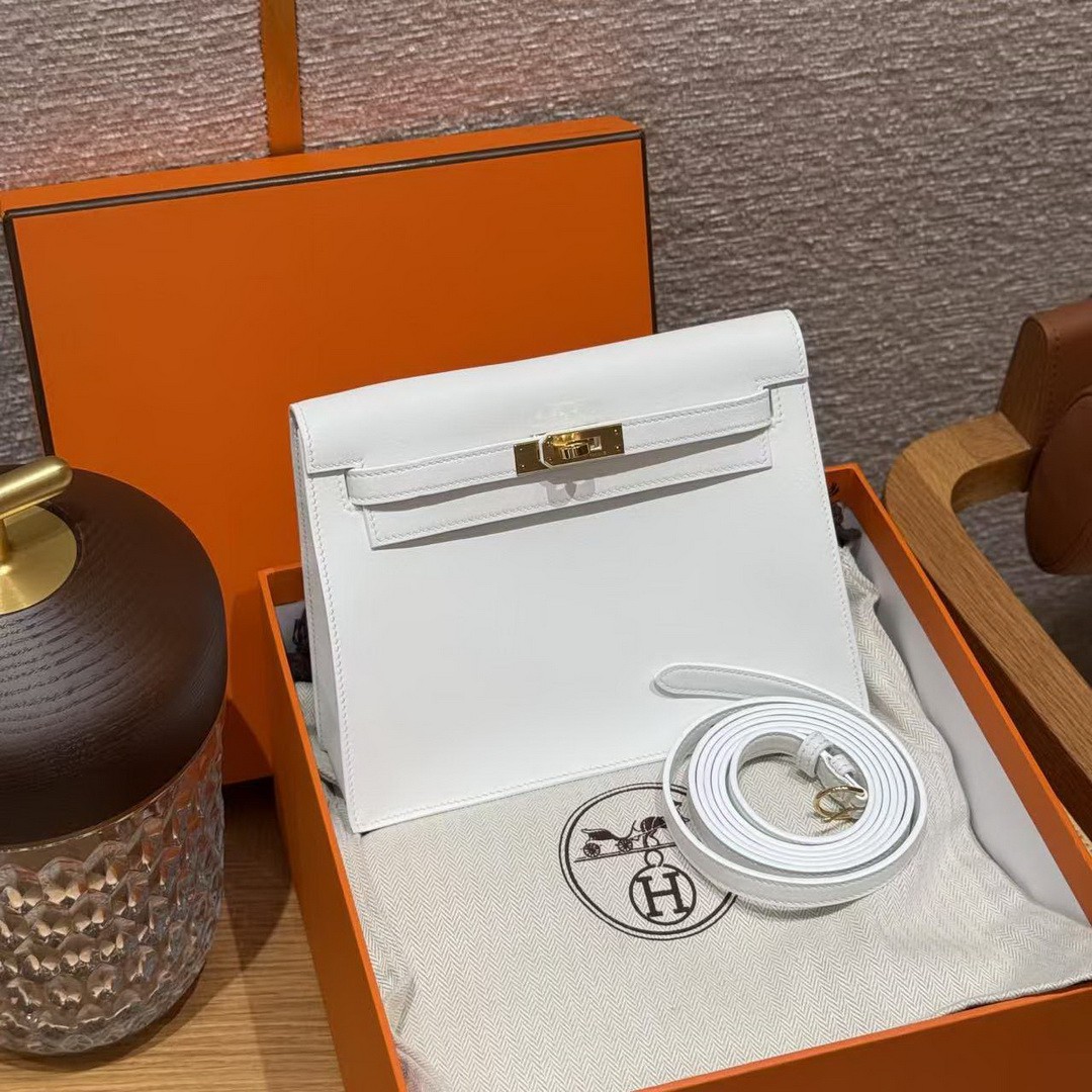 Hermes Kelly Danse 22 Bag Handmade In Swift Calfskin Leather Gold Hardware 01 Blanc - Image 3