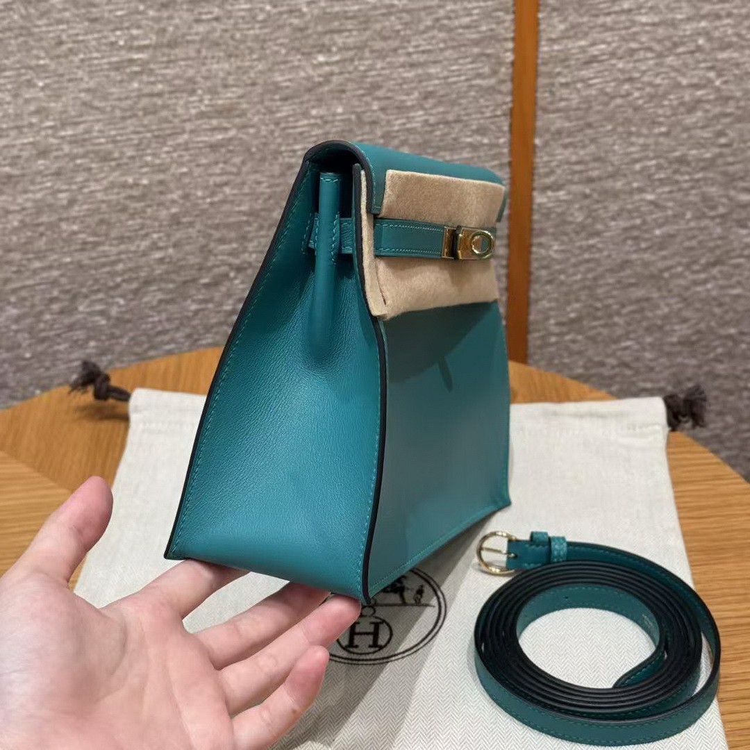Hermes Kelly Danse 22 Bag Handmade In Swift Calfskin Leather Gold Hardware 7F Blue Paon - Image 18