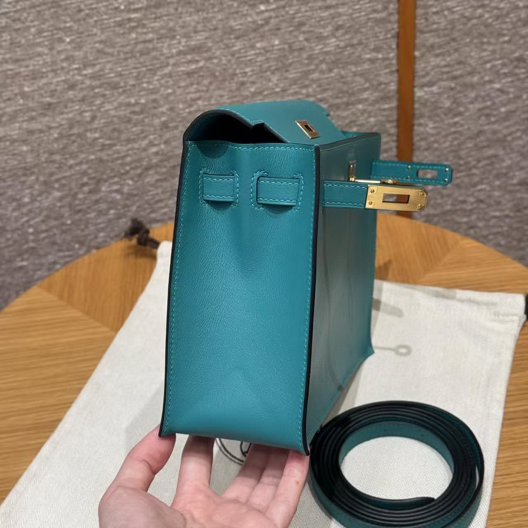 Hermes Kelly Danse 22 Bag Handmade In Swift Calfskin Leather Gold Hardware 7F Blue Paon - Image 5