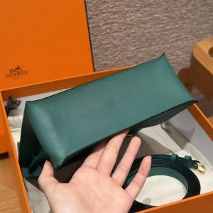 Hermes Kelly Danse 22 Bag Handmade In Swift Calfskin Leather Gold Hardware z6 Makachite - Image 17