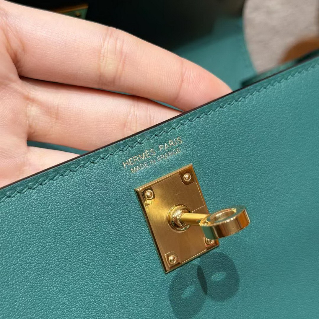 Hermes Kelly Danse 22 Bag Handmade In Swift Calfskin Leather Gold Hardware z6 Makachite - Image 15