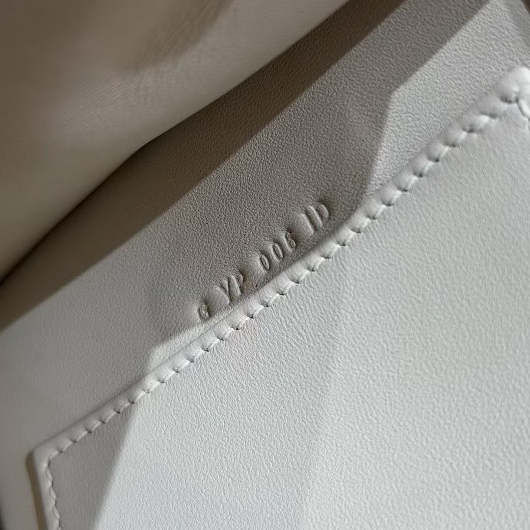 Hermes Kelly Danse 22 Bag Handmade In Swift Calfskin Leather Silver Hardware 10 Craie - Image 15