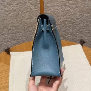 Hermes Kelly Danse 22 Bag Handmade In Swift Calfskin Leather Silver Hardware 75 Blue Jean - Image 21