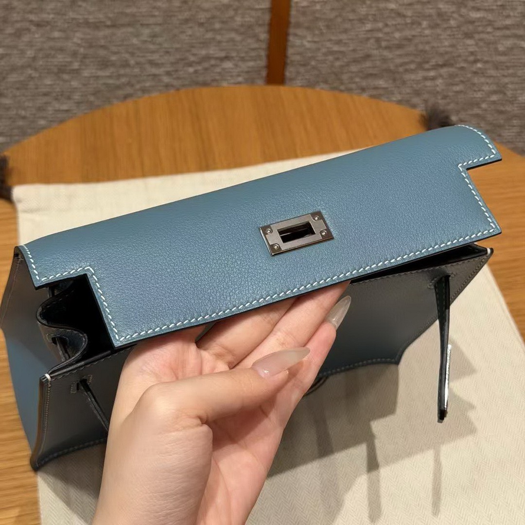 Hermes Kelly Danse 22 Bag Handmade In Swift Calfskin Leather Silver Hardware 75 Blue Jean - Image 12