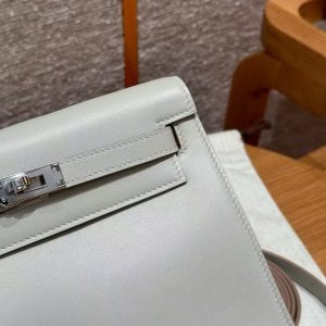 Hermes Kelly Danse 22 Bag Handmade In Swift Calfskin Leather Silver Hardware M4 Gris Pale - Image 23