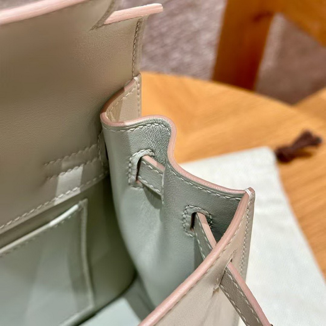 Hermes Kelly Danse 22 Bag Handmade In Swift Calfskin Leather Silver Hardware M4 Gris Pale - Image 14