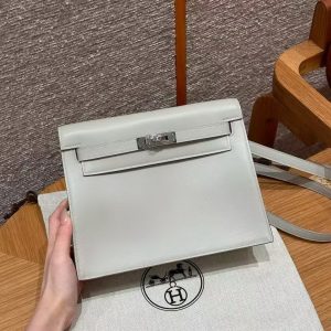 Hermes Kelly Danse 22 Bag Handmade In Swift Calfskin Leather Silver Hardware M4 Gris Pale - Image 8
