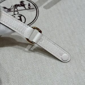 Hermes Kelly Elan Handmade In KK Ostrich Leather from South Africa Gold Hardware I2 Nata - Image 4