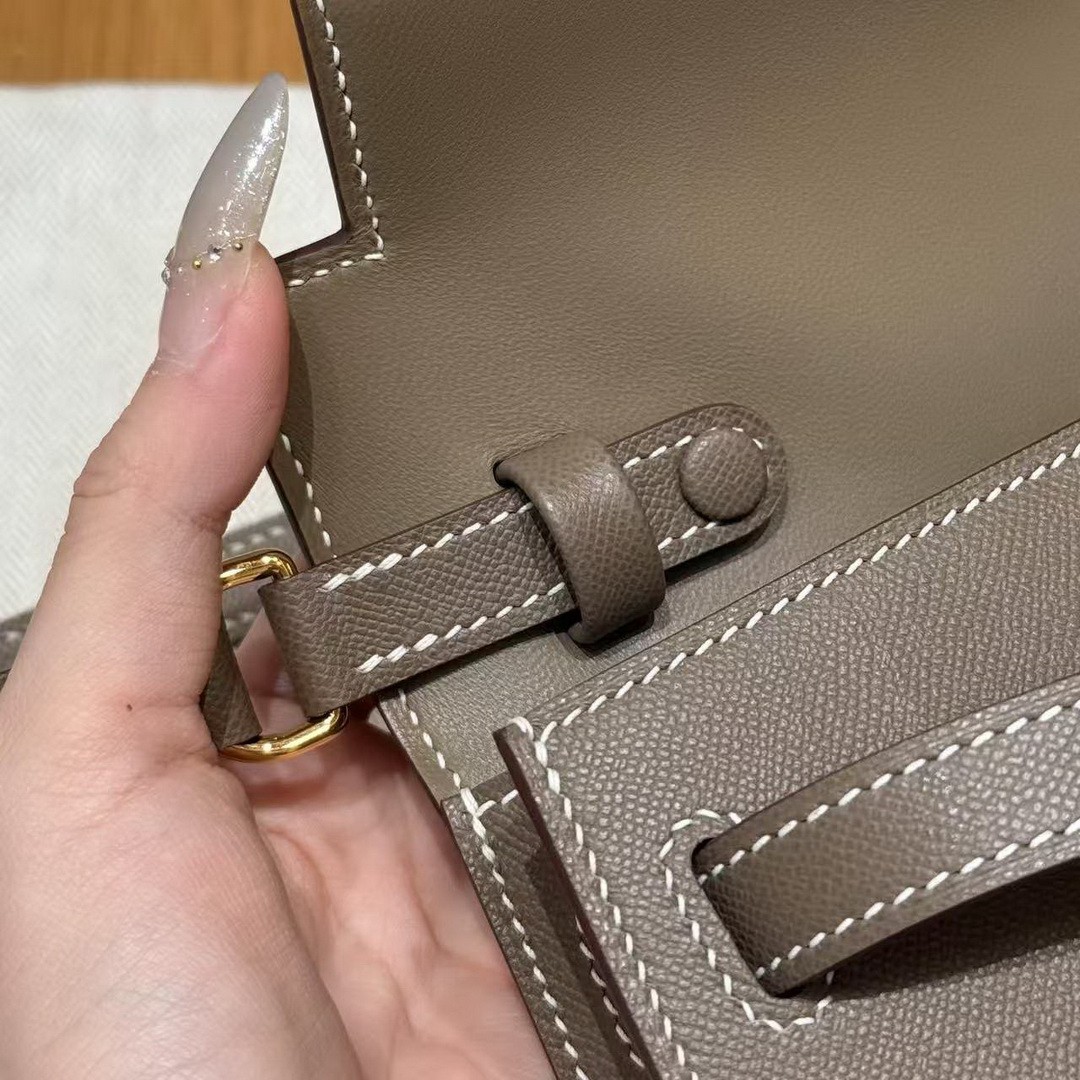Hermes Kelly Elan Handmade In Madame Calfskin Leather Gold Hardware 18 Etoupe - Image 7