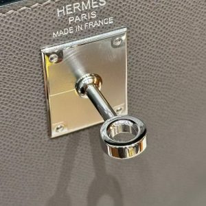 Hermes Kelly Elan Handmade In Madame Calfskin Leather Silver Hardware 8F Gris Etain - Image 8