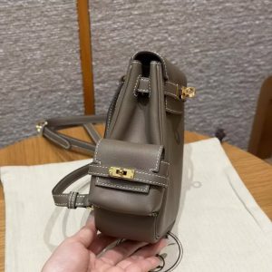 Hermes Kelly Jump Backpack Handmade In Swift Calfskin Leather Gold Hardware 18 Etoupe - Image 17