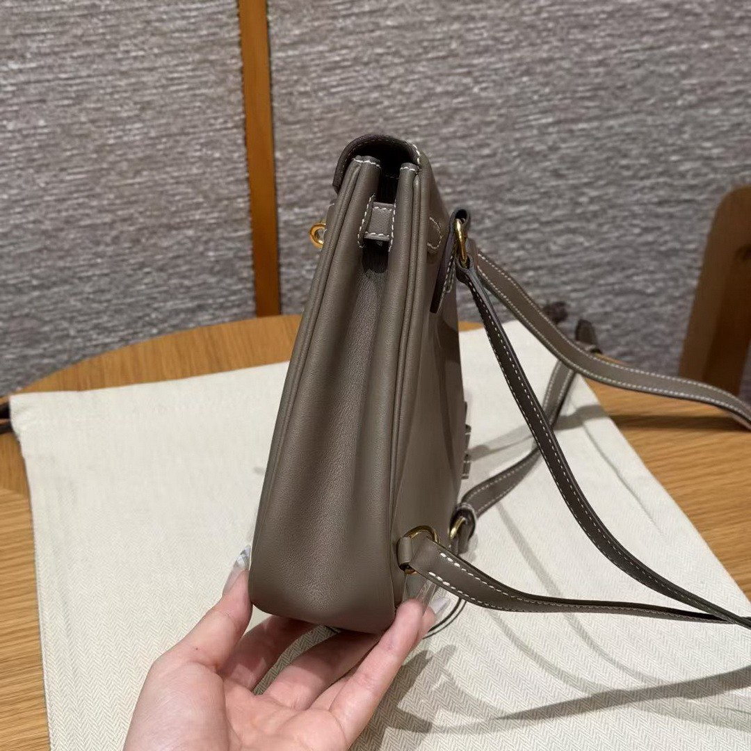 Hermes Kelly Jump Backpack Handmade In Swift Calfskin Leather Gold Hardware 18 Etoupe - Image 16