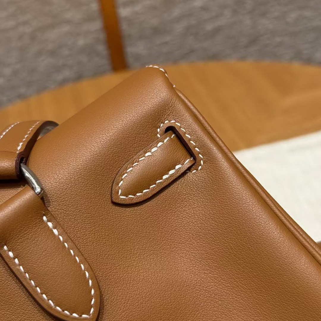 Hermes Kelly Jump Backpack Handmade In Swift Calfskin Leather Silver Hardware 37 Gold - Image 13