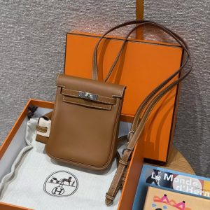 Hermes Kelly Jump Backpack Handmade In Swift Calfskin Leather Silver Hardware 37 Gold - Image 10
