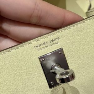 Hermes Kelly Jump Backpack Handmade In Swift Calfskin Leather Silver Hardware I8 Jaune Milton - Image 12
