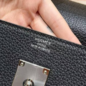 Hermes Kelly Maxi 42 Bag Handmade In Togo Calfskin Leather Silver Hardware 89 Noir - Image 17