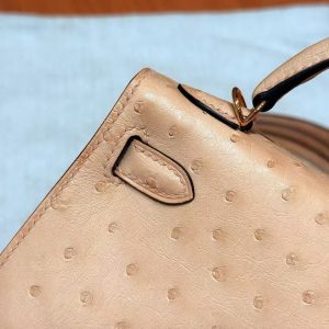 Hermes Kelly Mini 2 19 CM Bag Handmade In KK Ostrich Leather from South Africa Gold Hardware 0M Chai - Image 6