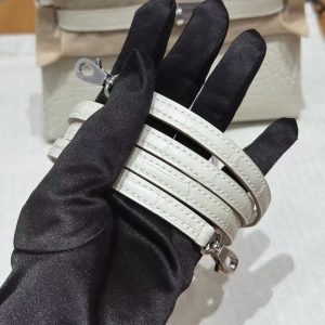 Hermes Kelly Mini 2 19 CM Bag Handmade In Matte Alligator Leather from Mississippi Silver Hardware 10 Craie - Image 7