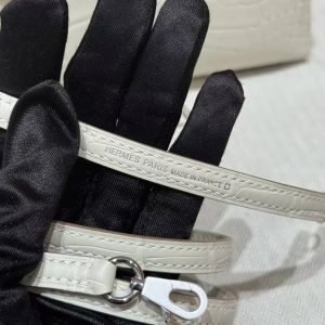 Hermes Kelly Mini 2 19 CM Bag Handmade In Matte Alligator Leather from Mississippi Silver Hardware 10 Craie - Image 6